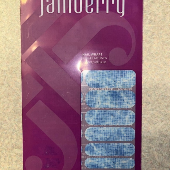 Jamberry mini heater and wraps - Picture 9 of 11